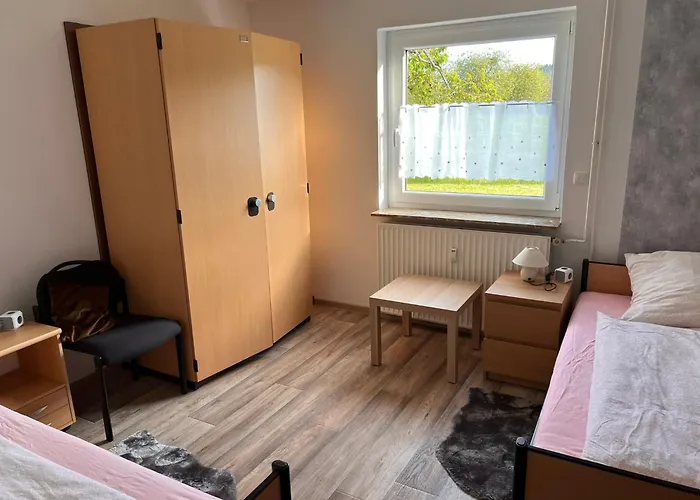 Im Hirschgrund 아파트 *